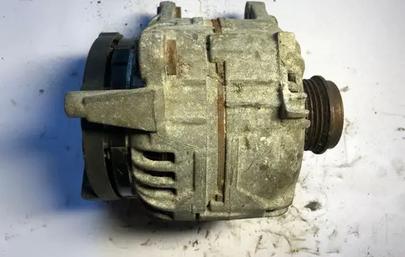 Volkswagen PASSAT B5.5 Generator/alternator 028903031 0124515083 0124515083091
