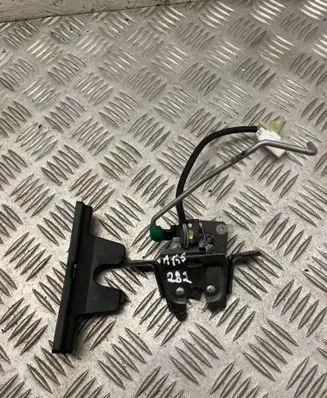 Alfa Romeo 166 Tailgate/trunk/boot lock/catch/latch