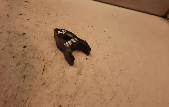 Toyota Corolla Verso E121 Fuel Injector clamp holder