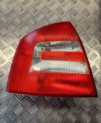 Skoda Octavia Mk2 (1Z) Rear/tail lights 1Z5945111A 1Z5945095A FHX13405A