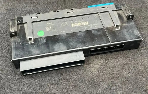 BMW 5 F10 F11 Comfort/convenience module 9181282