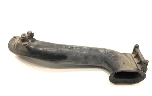 Opel Astra H Air intake hose/pipe