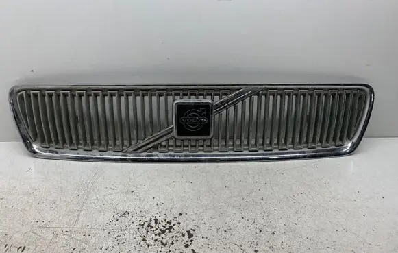 Volvo S40, V40 Front grill 803301