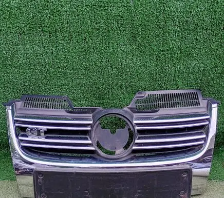 Volkswagen Golf V Front grill 1K5853651