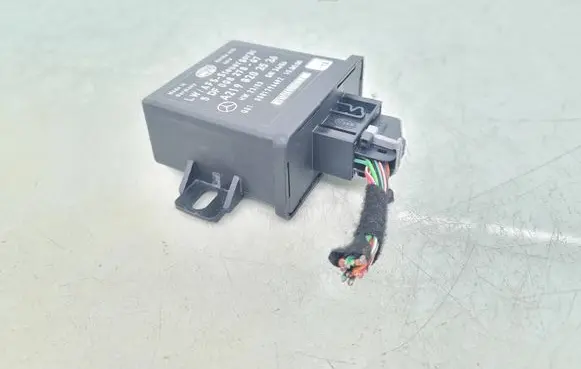 Mercedes-Benz R W251 Light module LCM A2198202526 5DF00827807 0001796492