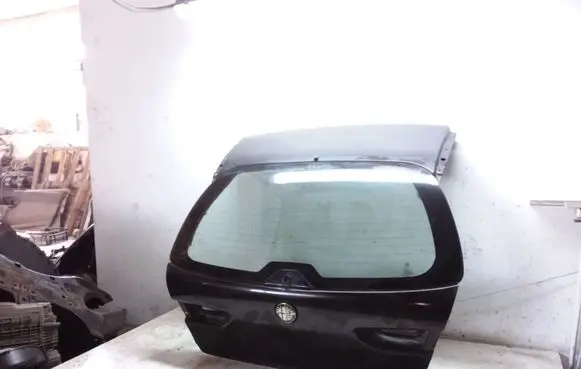 Alfa Romeo 156 Tailgate/trunk/boot lid