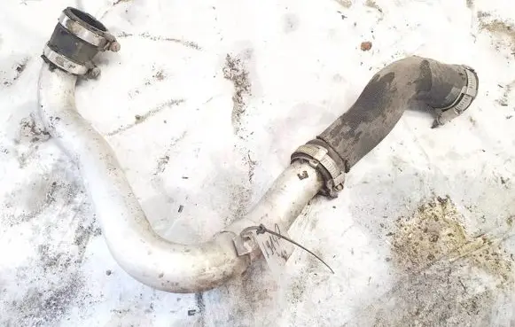 Intercooler hose/pipe