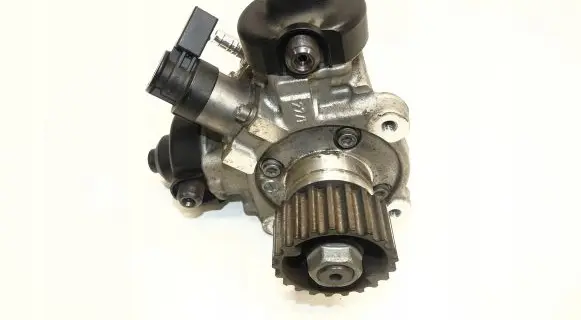 Audi Q7 4L Fuel injection high pressure pump 0445010650 057130755AE