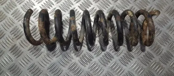 Mercedes-Benz E W210 Rear coil spring