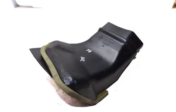 Volkswagen Transporter - Caravelle T4 Air intake duct part 703819908C