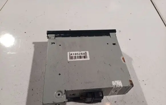 Skoda Octavia Mk2 (1Z) CD/DVD changer 1Z0035111A