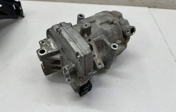 Renault Arkana Air conditioning (A/C) compressor (pump) 926008231R