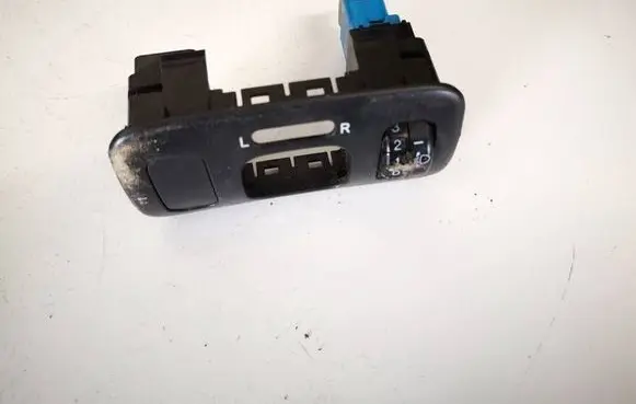 Headlight level height control switch