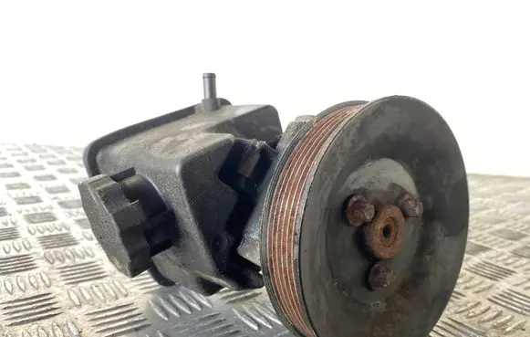 Mercedes-Benz Vito Viano W639 Power steering pump 0034667101