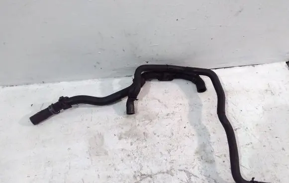 Skoda Yeti (5L) Engine coolant pipe/hose