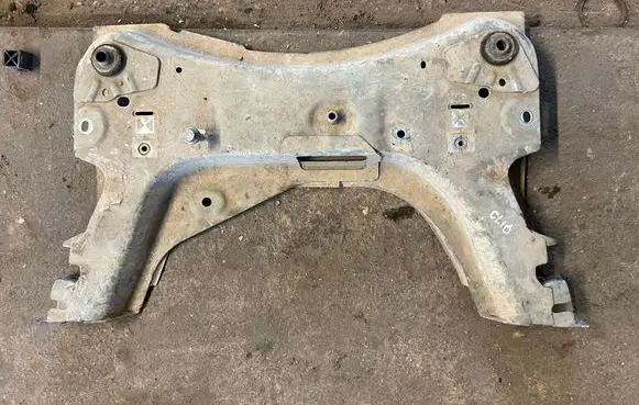 Renault Clio III Front subframe