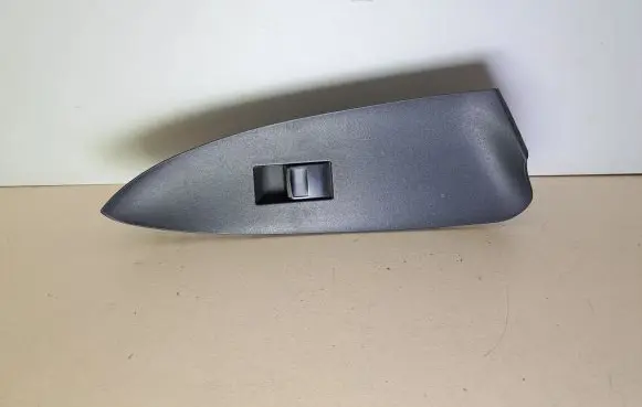 Toyota RAV 4 (XA30) Electric window control switch 7423142090