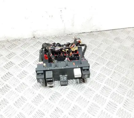 Audi A3 S3 8P Comfort/convenience module 8P0907279E F005V00518 H36S1201