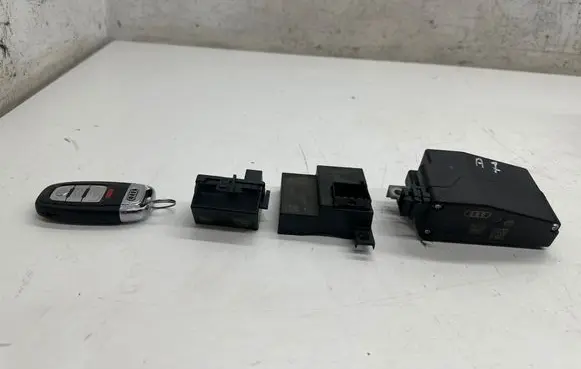 Audi A7 S7 4G Ignition key/card
