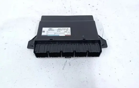 Ford Kuga I Comfort/convenience module 8M5T19G481BE 5WK48779I