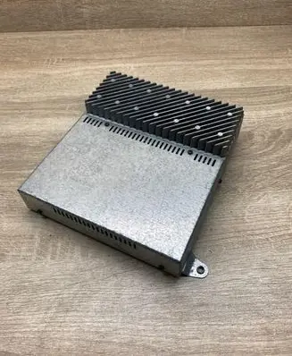 BMW 7 E38 Sound amplifier 8361785