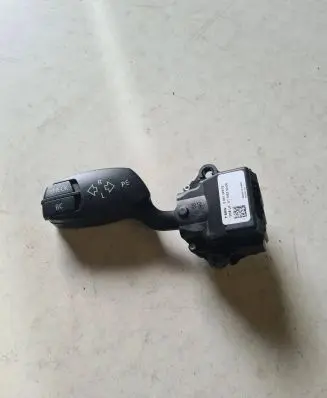 BMW 5 E60 E61 Indicator stalk 6951349 0110675006