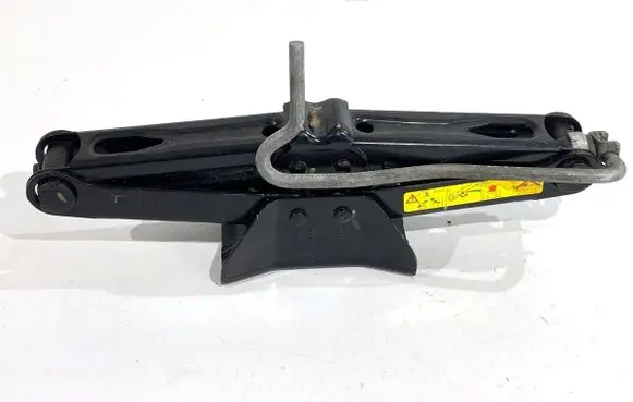 Peugeot 208 I Other under body part 9656868180