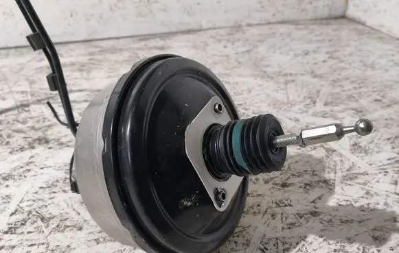 Audi A5 Brake booster 8W0612103G