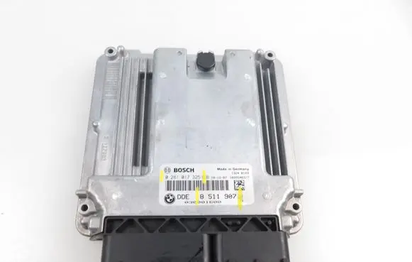 BMW 5 F10 F11 Engine control unit/module 8511907 0281017325
