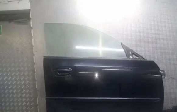 Subaru Legacy Front door