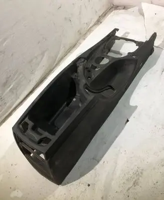 BMW 5 E60 E61 Armrest 7060014 72758415