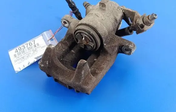 Volkswagen Polo Rear brake caliper
