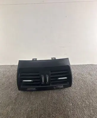 BMW X5 F15 Rear air vent grill 9252012 16475510 08593002