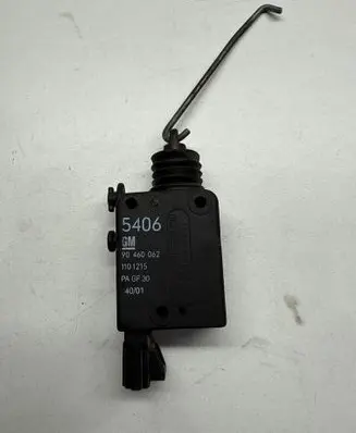 Opel Zafira A Central locking motor 90460062