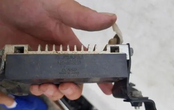 Subaru XV I Glow plug pre-heat relay 1327000030