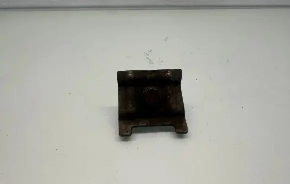 Battery bracket