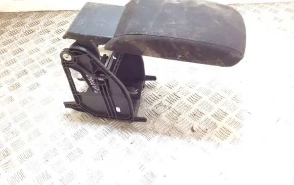 Skoda Octavia Mk4 Armrest 5E0864207E