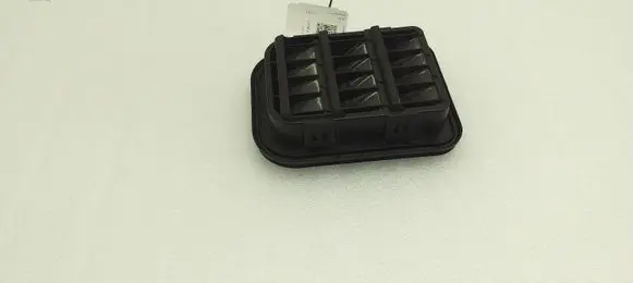 BMW Z4 E89 Quarter panel pressure vent 6909340