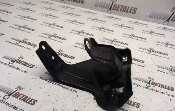 Toyota Corolla Verso E121 Headlight/headlamp mounting bracket