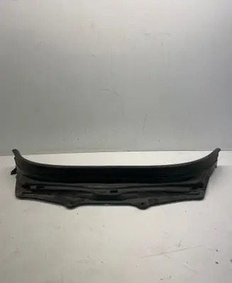 BMW 5 G30 G31 G38 Other engine bay part 7340207 74850610 51717340207