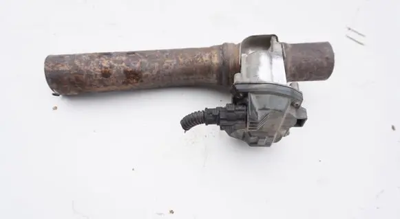 Dacia Dokker Throttle valve 147B08010R