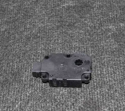Audi A4 S4 B9 8W Air flap motor/actuator