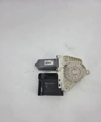 Seat Leon (1P) Front door window regulator motor F005S00203 1K0959792H