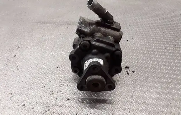 Audi A4 S4 B8 8K Power steering pump 8K0145154G 7651955145