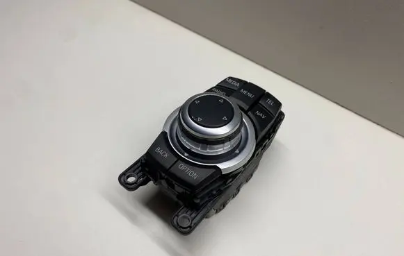Other switches/knobs/shifts