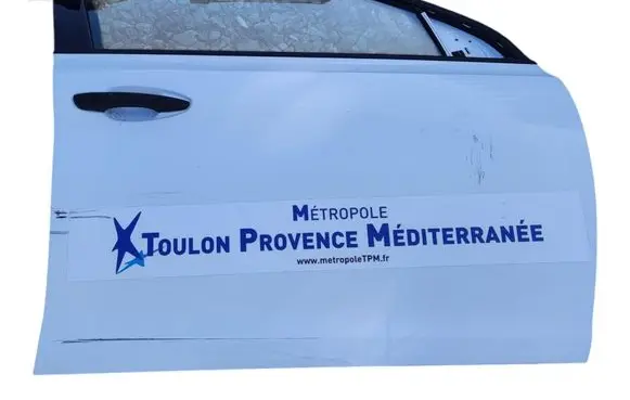 Peugeot 308 Front door 
