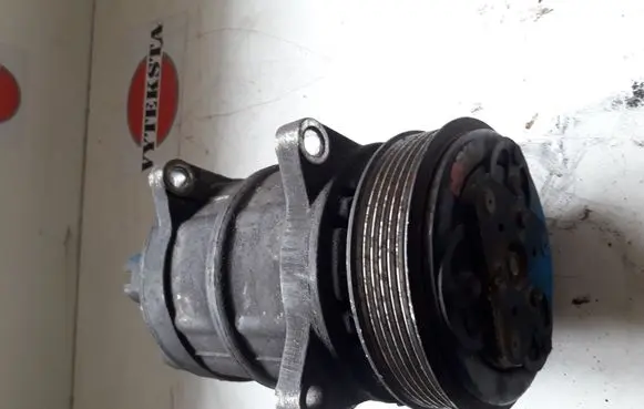 Volvo S70 V70 V70 XC Air conditioning (A/C) compressor (pump)