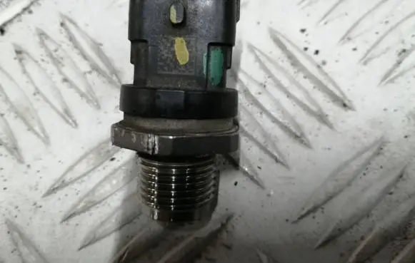 Fiat 500X Fuel main line pipe 0281006164