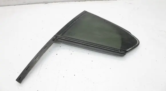 Jaguar I-Pace Rear vent window glass 