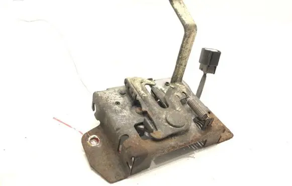Mitsubishi Outlander Engine bonnet/hood lock/catch 